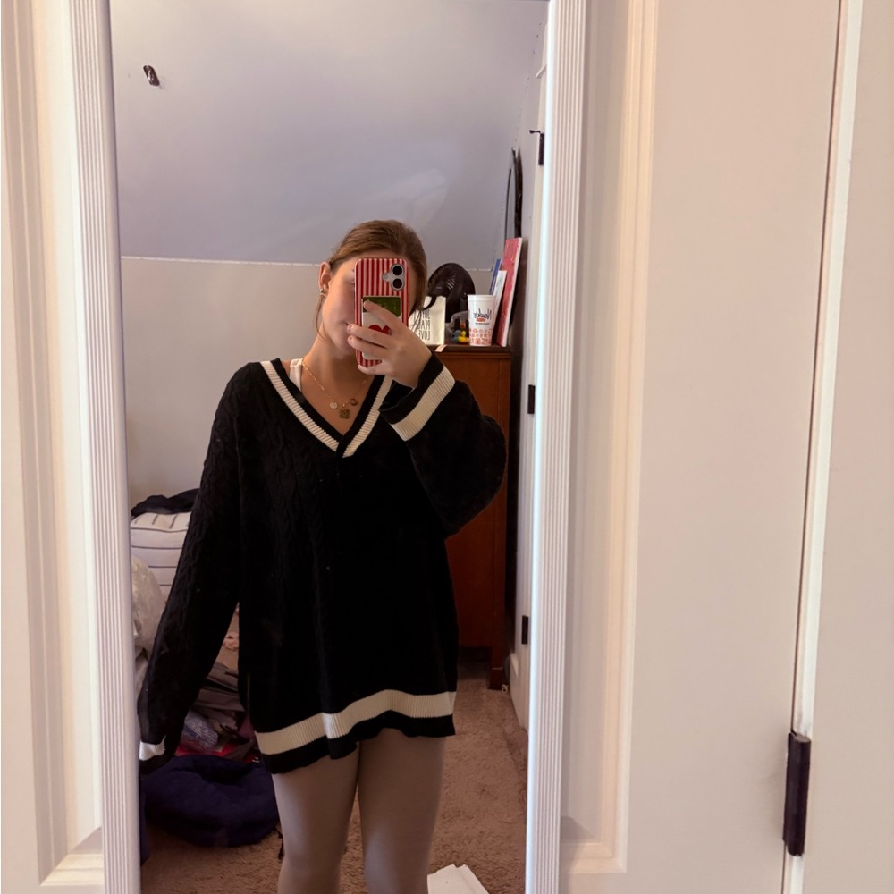 Stylish Black V-Neck Sweater with Cream Trim